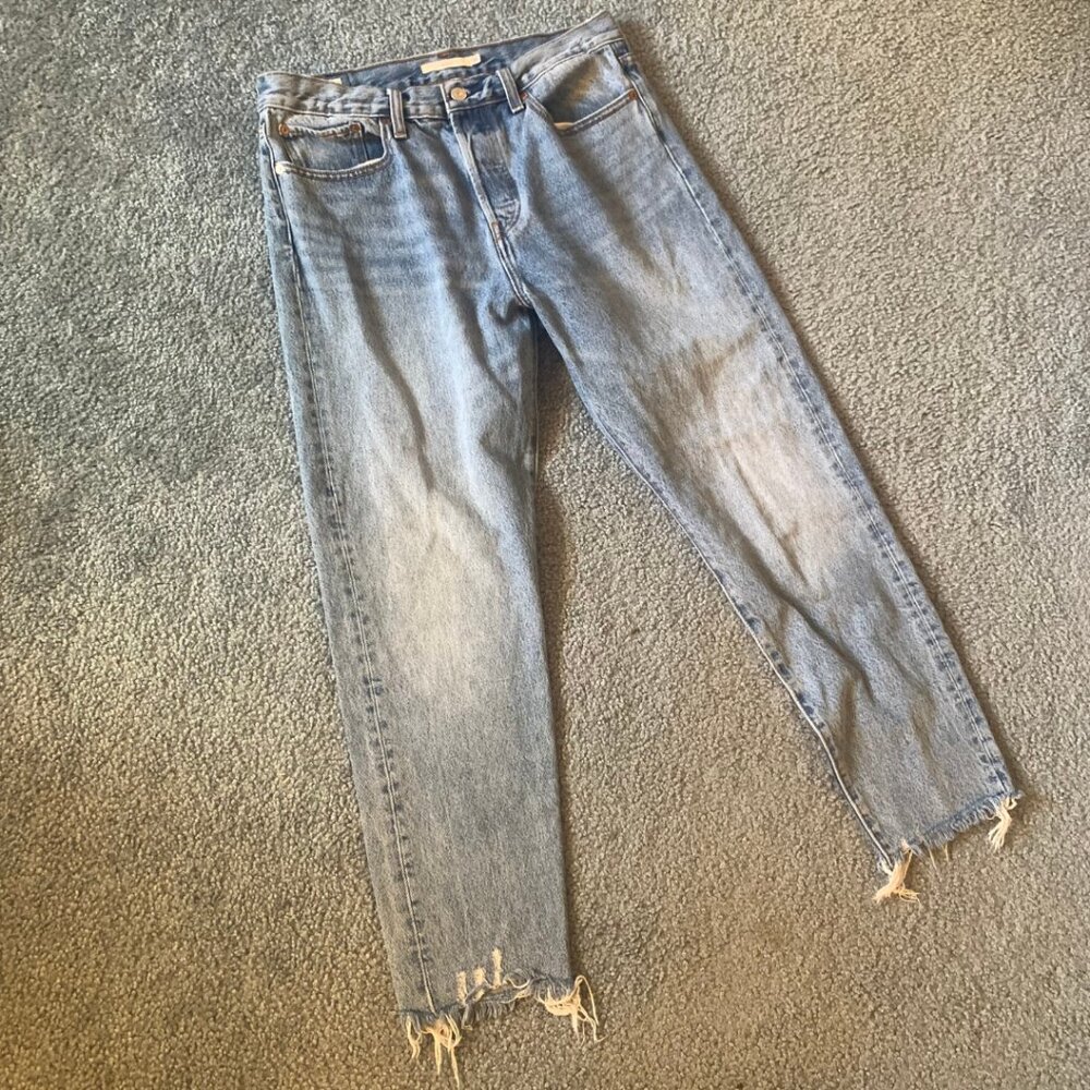 LEVI'S WEDGIE STRAIGHT BUTTON-FLY JEANS - SIZE 30